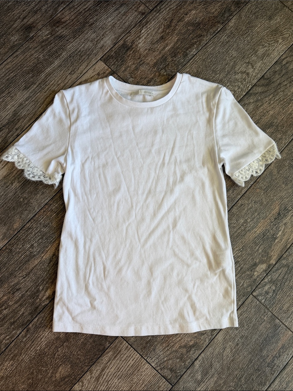 Zara White Short Sleeve Tee with Lace Trim